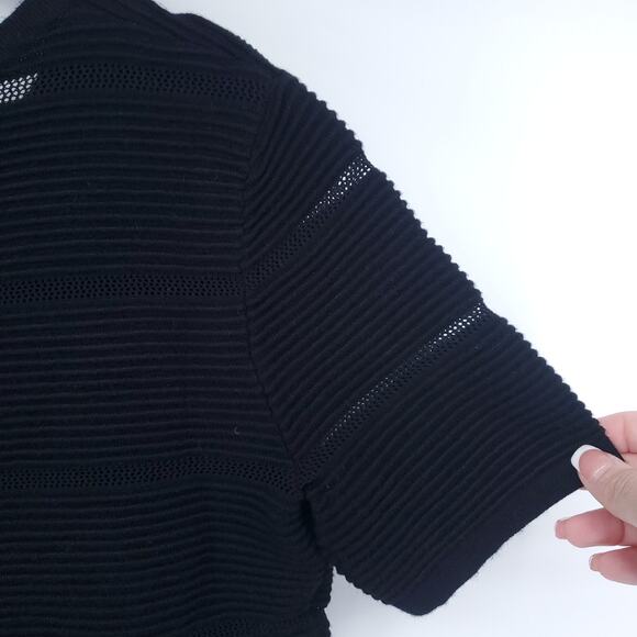 Premise Mod Versatile Minimal Crop Black Textured Short Sleeve Cardi Jacket XS - Picture 2 of 10